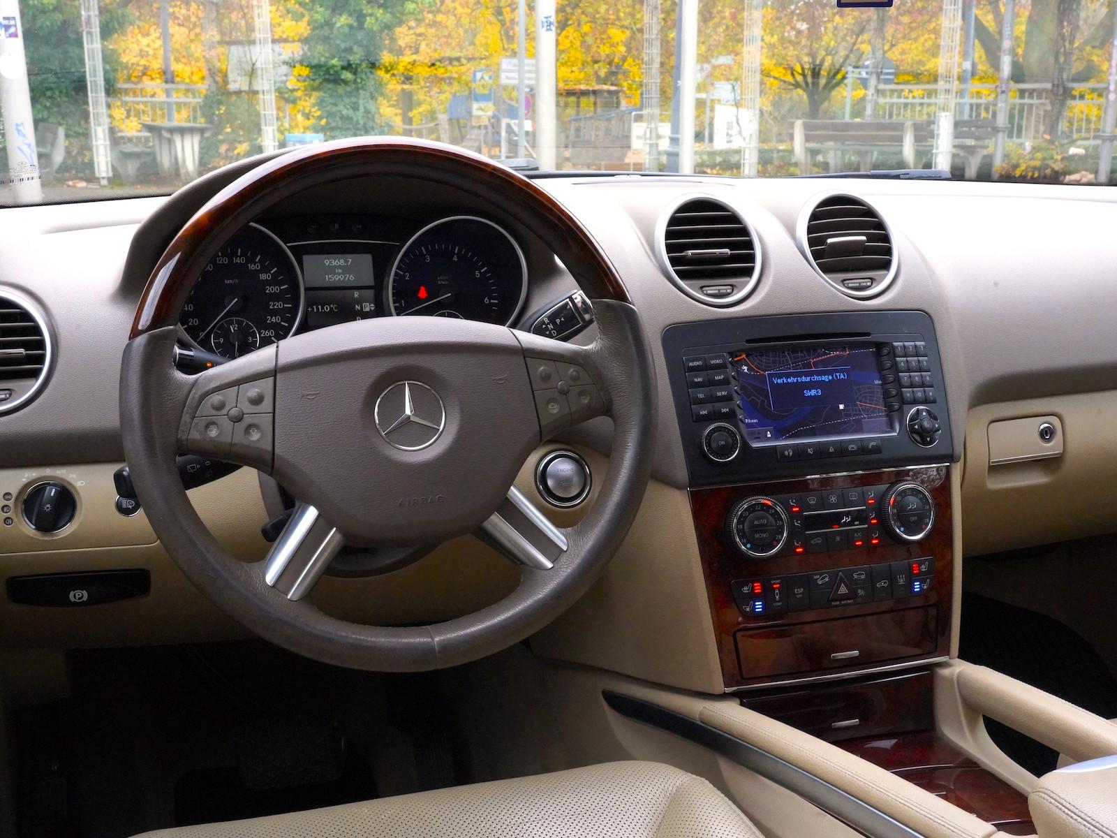 Mercedes-Benz ML 500 4Matic*AMG-Styling~Offr-Paket~StHz~AHK*