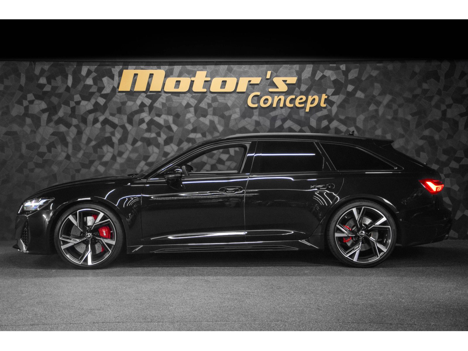 Audi RS6 C8 AVANT imagem 2