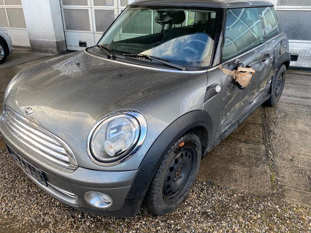 MINI Unf. Mini Cooper/Teilleder/Klimaaut/Multi/PDC/Sp