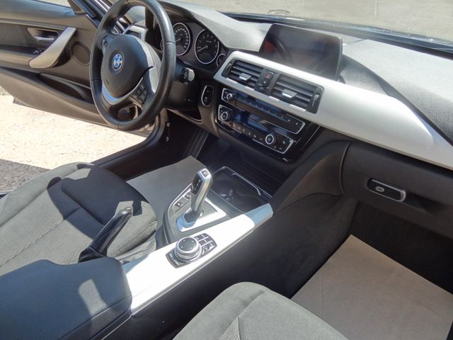 Fahrzeugabbildung BMW 318i/2.Hd/Pano/AHK/Navi/SitzH/Automatik/PDC/
