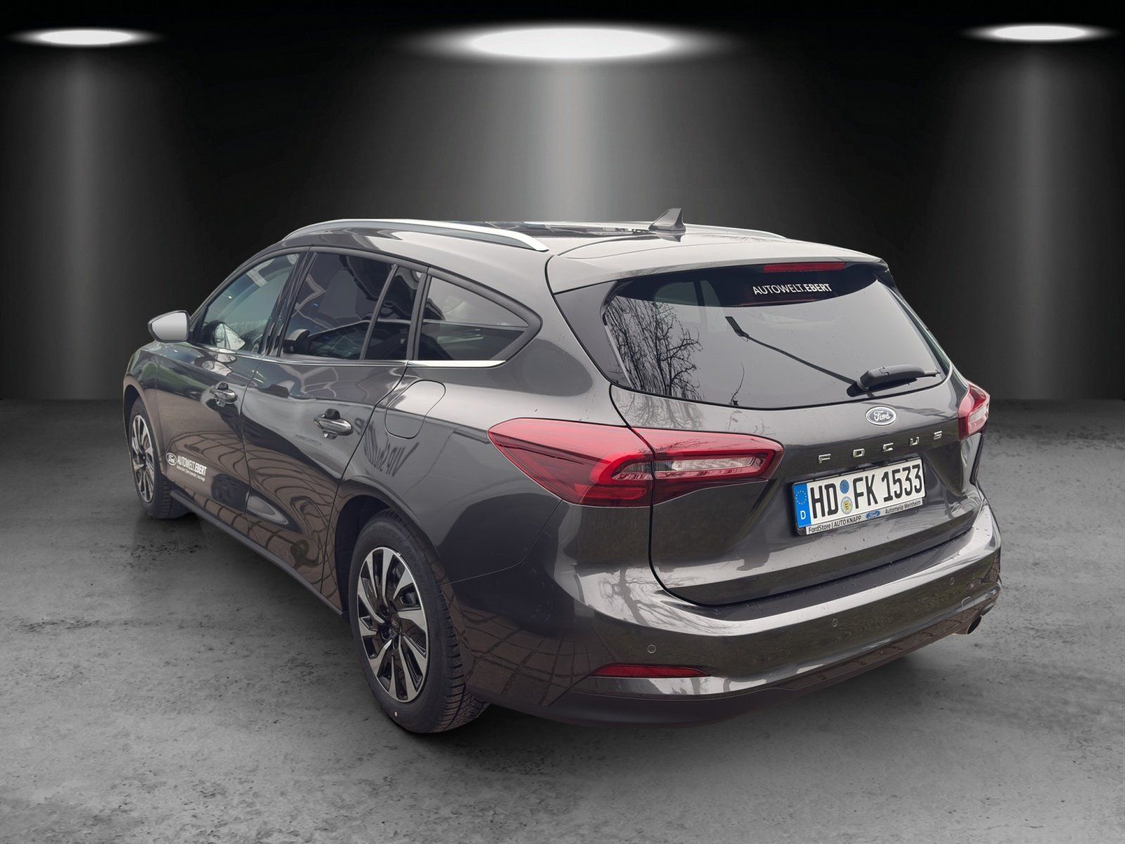 Fahrzeugabbildung Ford Focus Titanium Winter Pak. Fahrerassys. Paket.