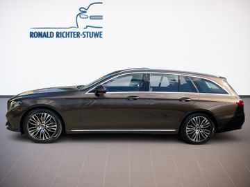 Mercedes E 200 - 2