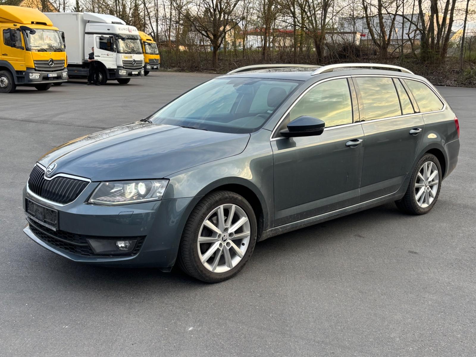 Skoda Octavia 2.0 TDI 150 PS Combi Elegance Xenon ALU