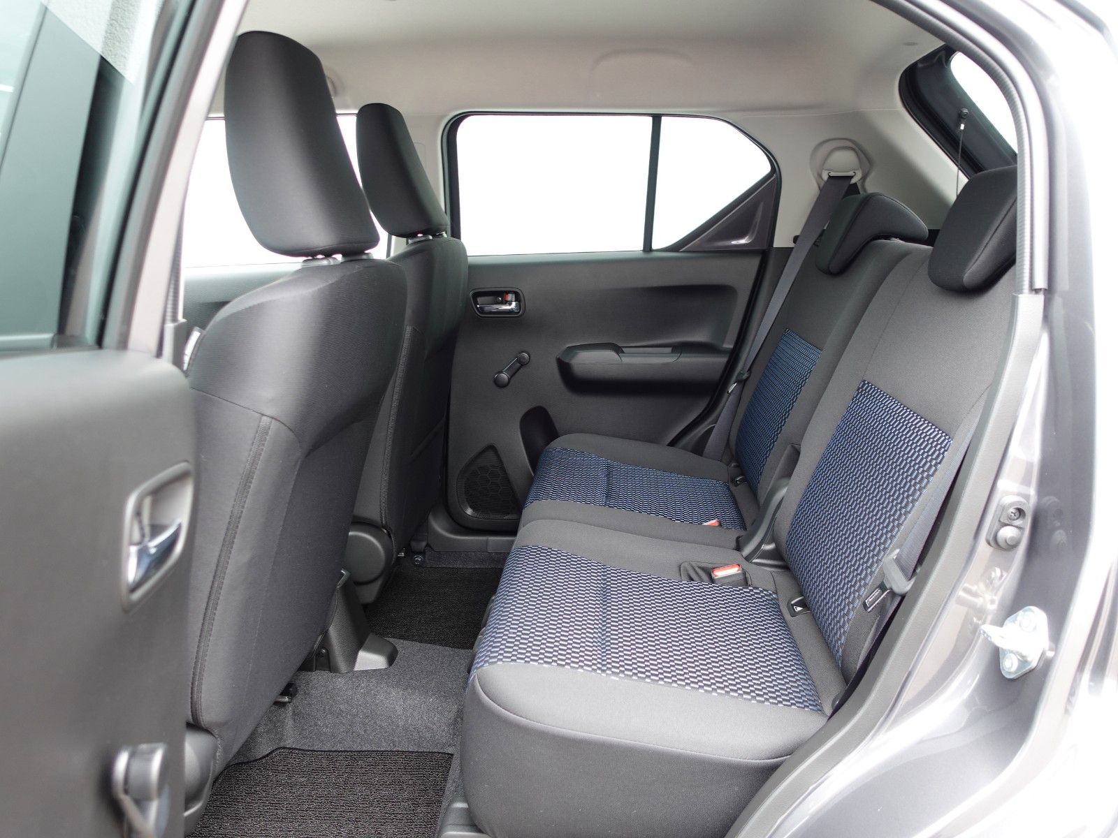 Fahrzeugabbildung Suzuki Ignis 1.2 DUALJET HYBRID Comfort AUTOMATIK,LED