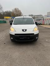 Peugeot Partner NEUE TÜV - gebrauchte Peugeot Partner aus dem Jahr 2012