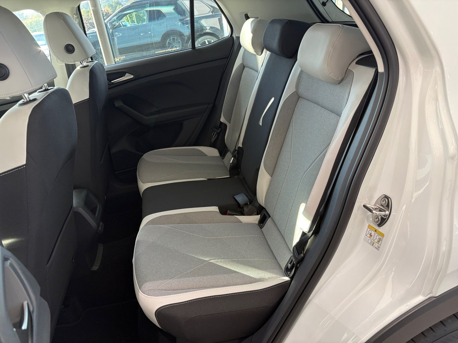 Volkswagen T-Cross - Bild 11
