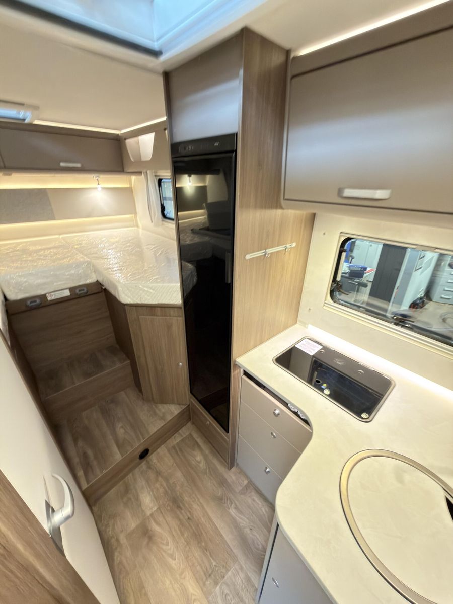 Fahrzeugabbildung Carado T 328 SIE SPAREN ÜBER 6.096