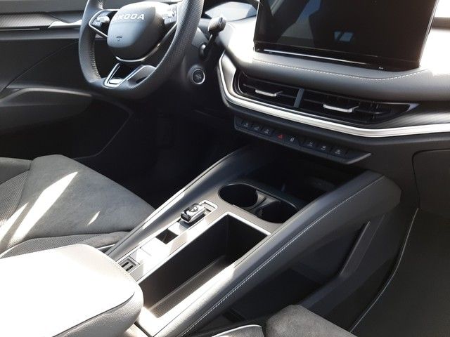 Fahrzeugabbildung Skoda Enyaq 85 Sportline Matrix AHK Kamera ACC 21"