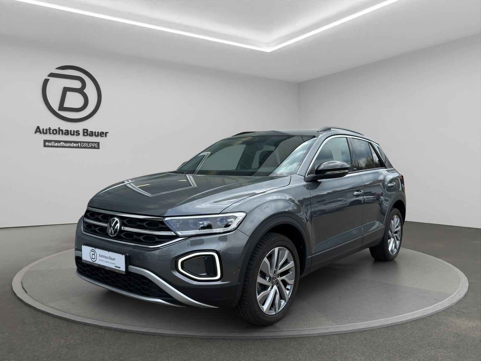 Volkswagen T-Roc 2.0TDI DSG Move AHK Navi RfK imagem 2