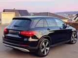 Mercedes-Benz GLC 350 d 4MATIC*MB-GARANTIE*LED*20ZOLL*SERVICE* - mit Diesel-Antrieb: Schwarz, Geländewagen, Garantie