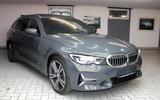 BMW 330e xDrive Touring Luxury Line