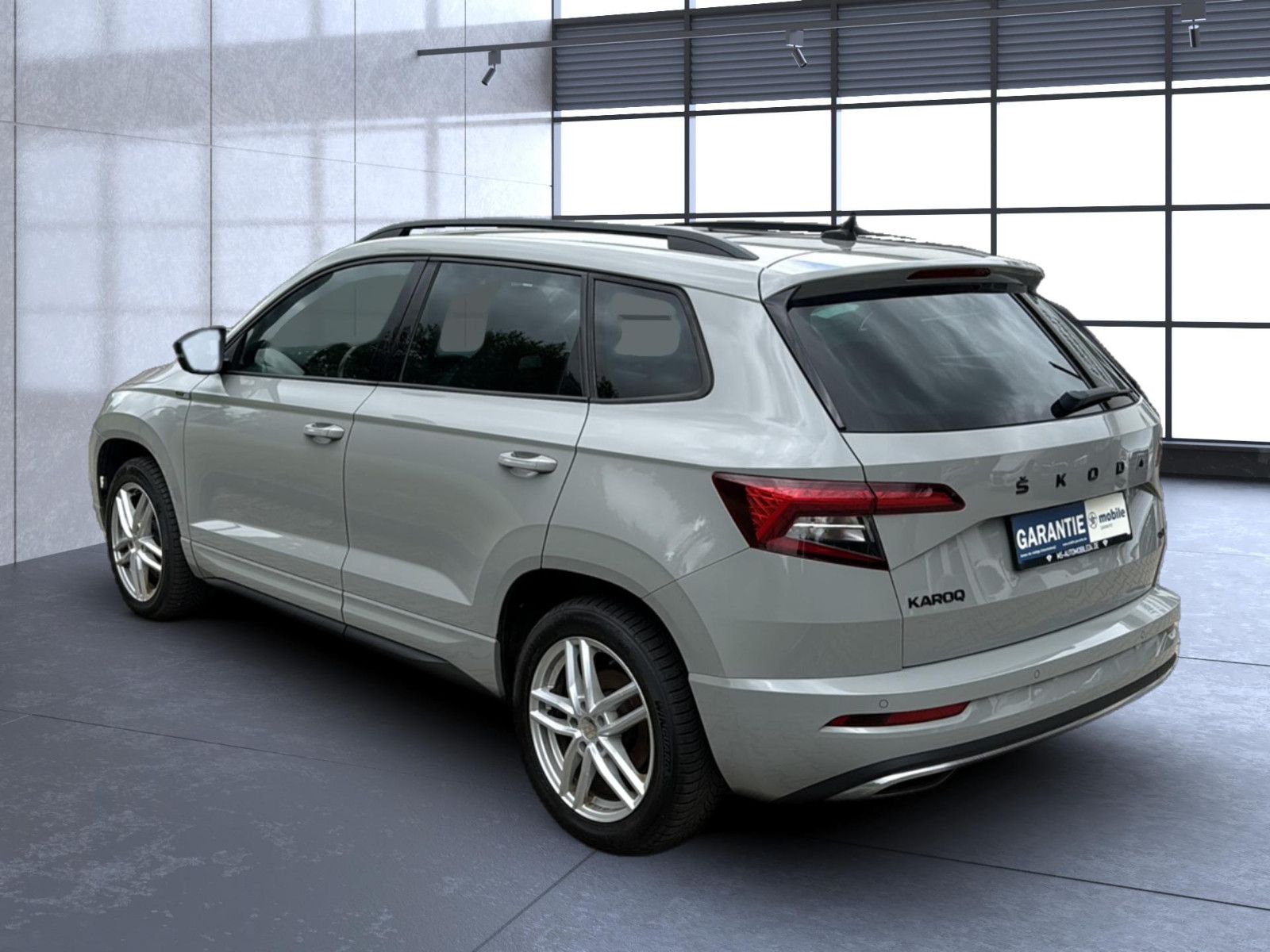 Fahrzeugabbildung SKODA Karoq Sportline 4x4/ unfallfrei