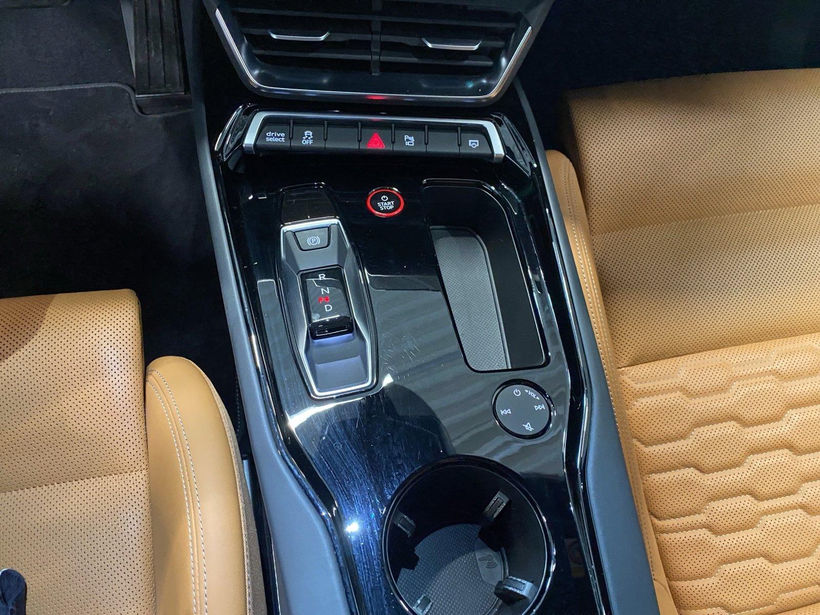 Audi e-tron GT quattro ACC AUT Kam. Leder Navi Pano