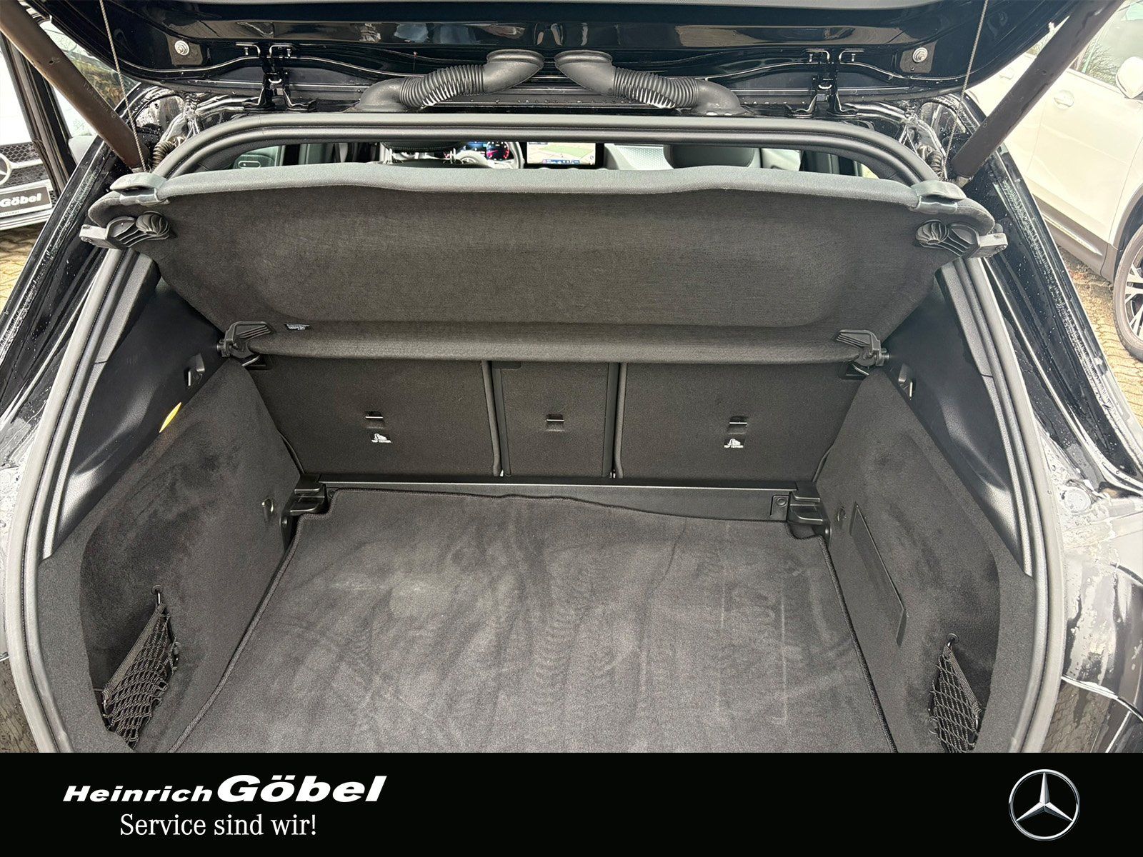 Fahrzeugabbildung Mercedes-Benz GLA 200 *KAMERA*LED*SITZHEIZUNG*SPURHALTEASSIST*