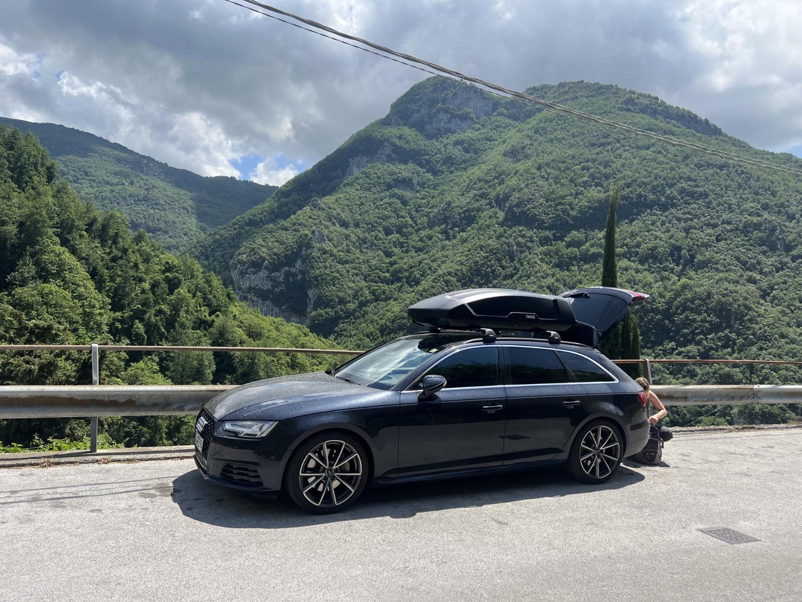 Audi A4 2.0 TFSI quattro Avant - AHK+Leder+HUD+Pano