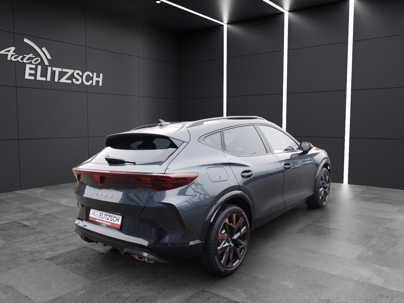 Fahrzeugabbildung CUPRA Formentor VZ 1.5 TSI e-Hybrid 200 kW AHK