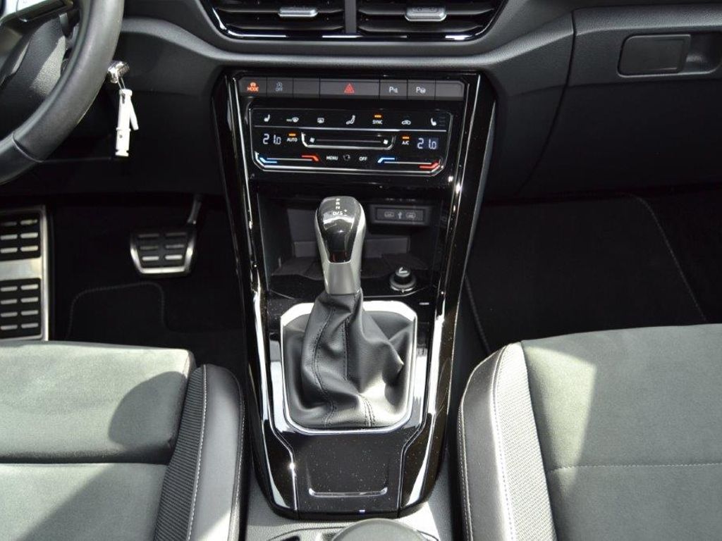T-Roc 1.5 TSI DSG R-Line BLACK-STYLE/AHK/NW-AG/1
