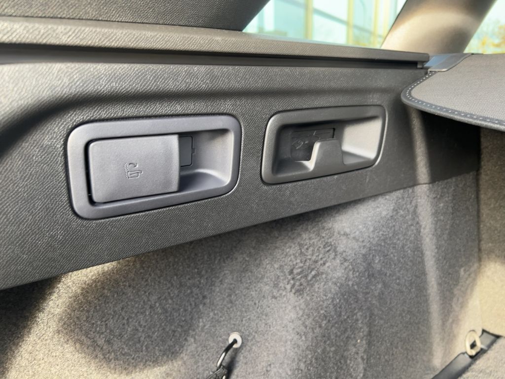 Fahrzeugabbildung Opel Astra ST AT8 GS SONDERAKTION