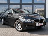 BMW 318d Baureihe 3 Touring xDrive PDC XENON NAVI - gebrauchte BMW 318 aus dem Jahr 2015