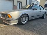 BMW 635 CSI, Liebhaberfahrzeug - BMW 635 mit Benzin-Antrieb: Coupe, Leder, mit Klimaanlage, Csi