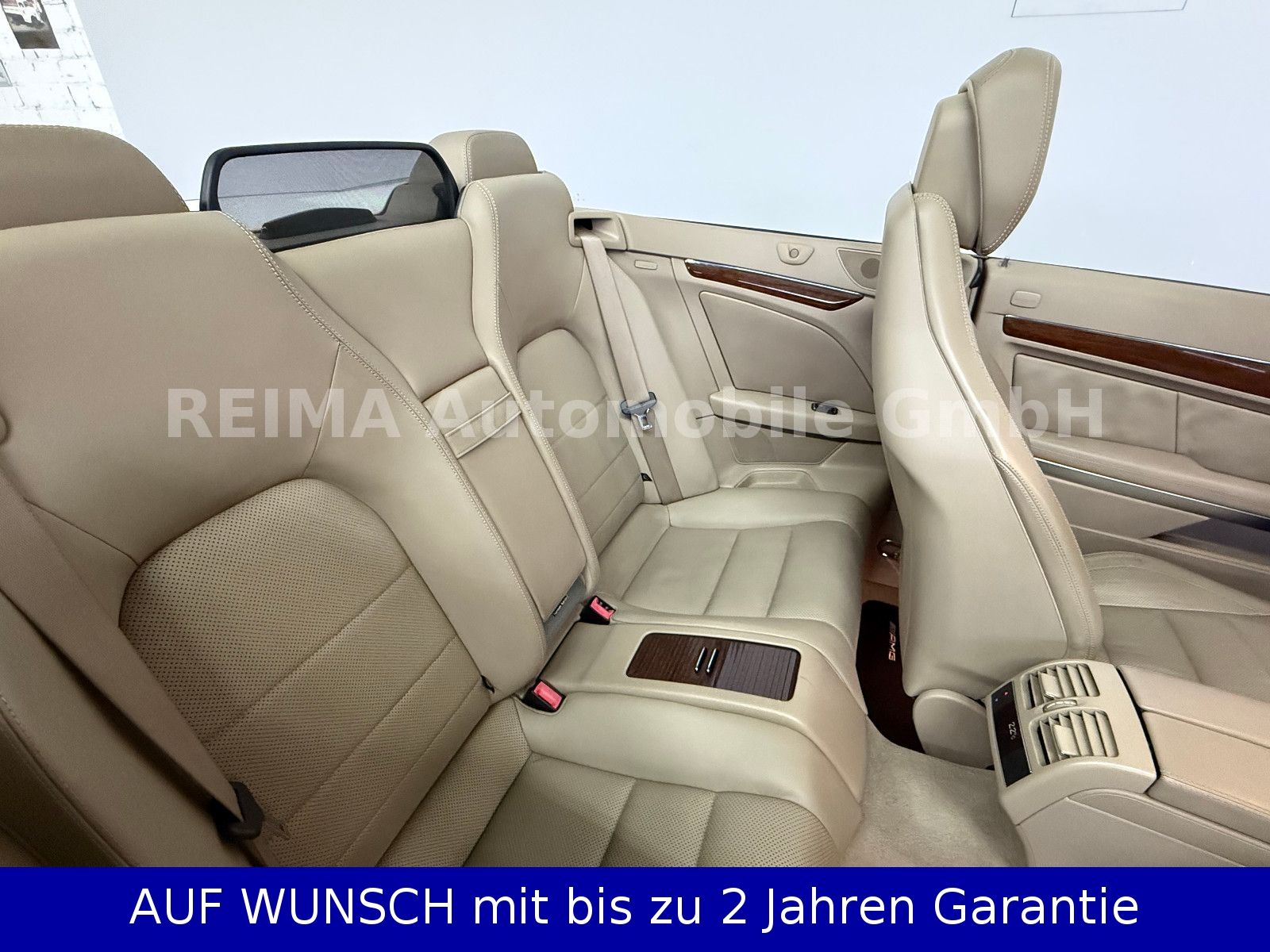 Fahrzeugabbildung Mercedes-Benz E 500 CGI Cabrio BlueEfficiency, AMG Line