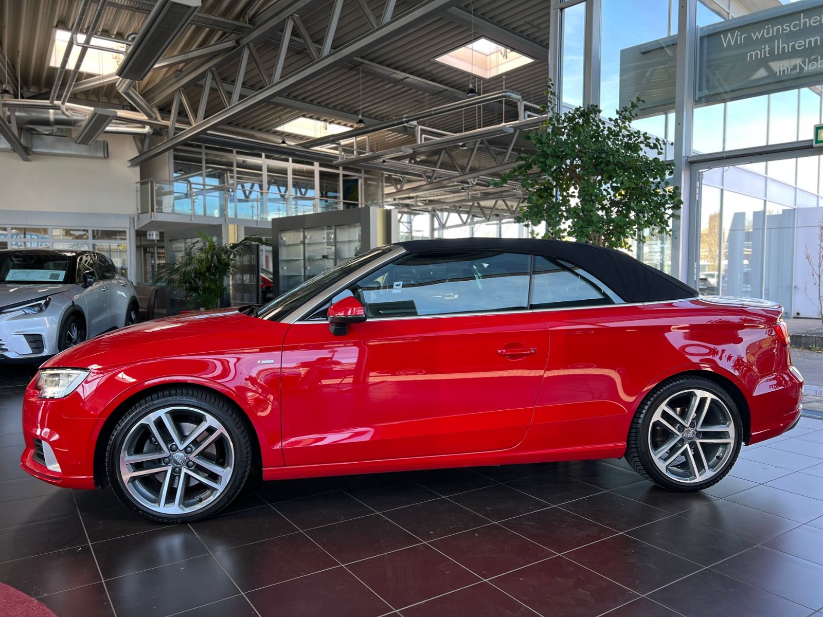 Fahrzeugabbildung Audi A3 Cabriolet quattro S line sport XEN NAV  18"