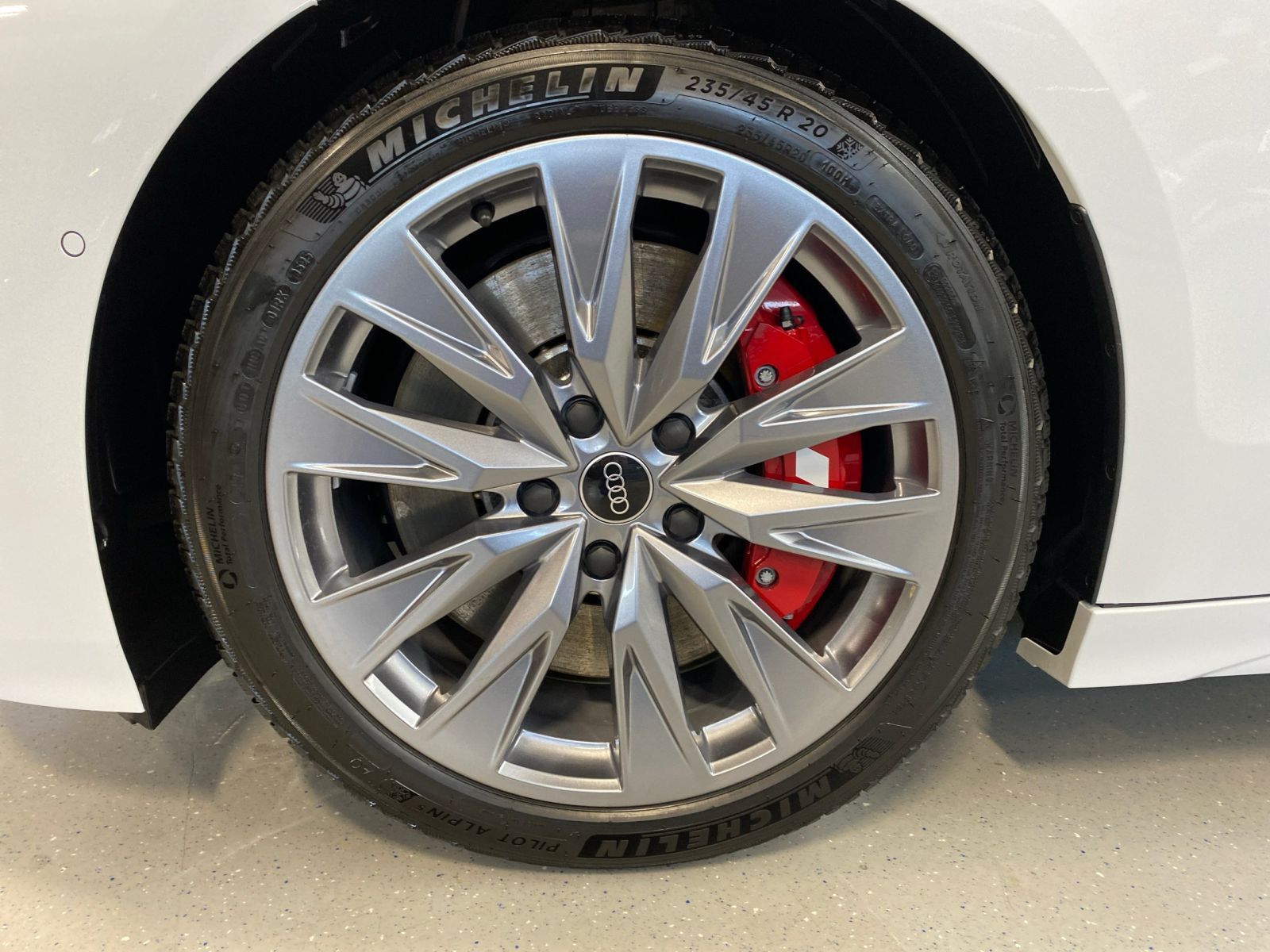 Audi S6 e-tron - Bild 16