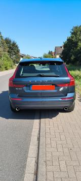 Volvo XC60 T5 Momentum Geartronic Momentum - Volvo XC60 in Mannheim