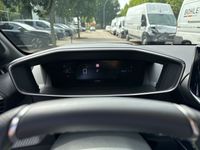 Peugeot 208 - Vorschau Bild 12