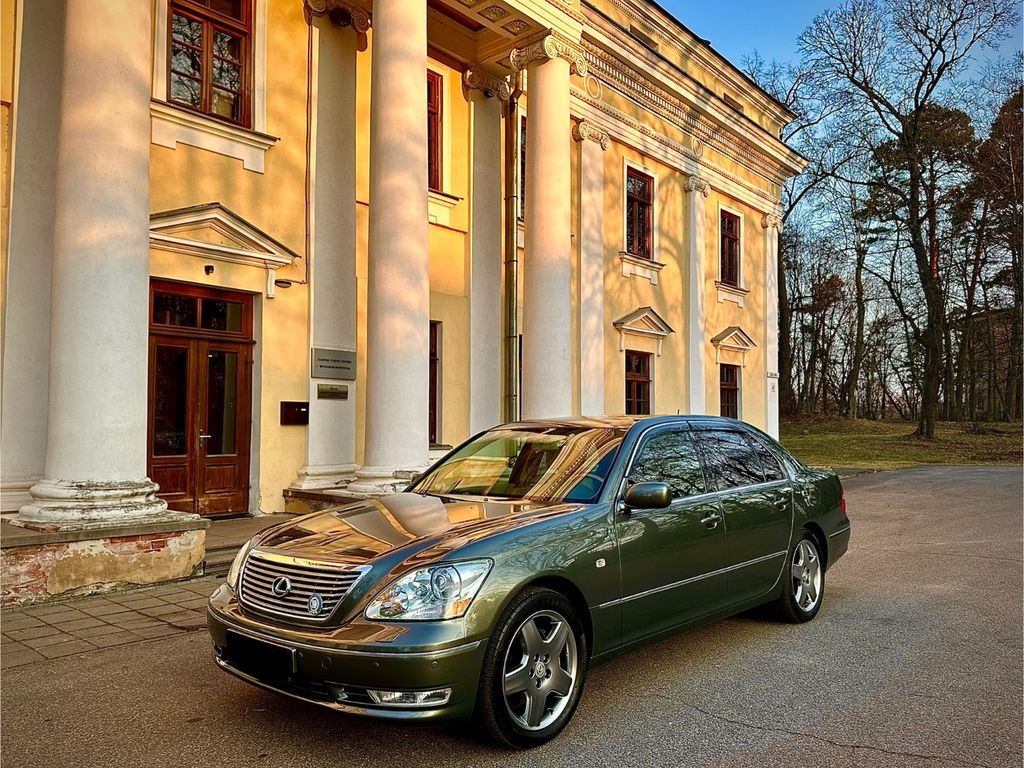 Lexus LS 430