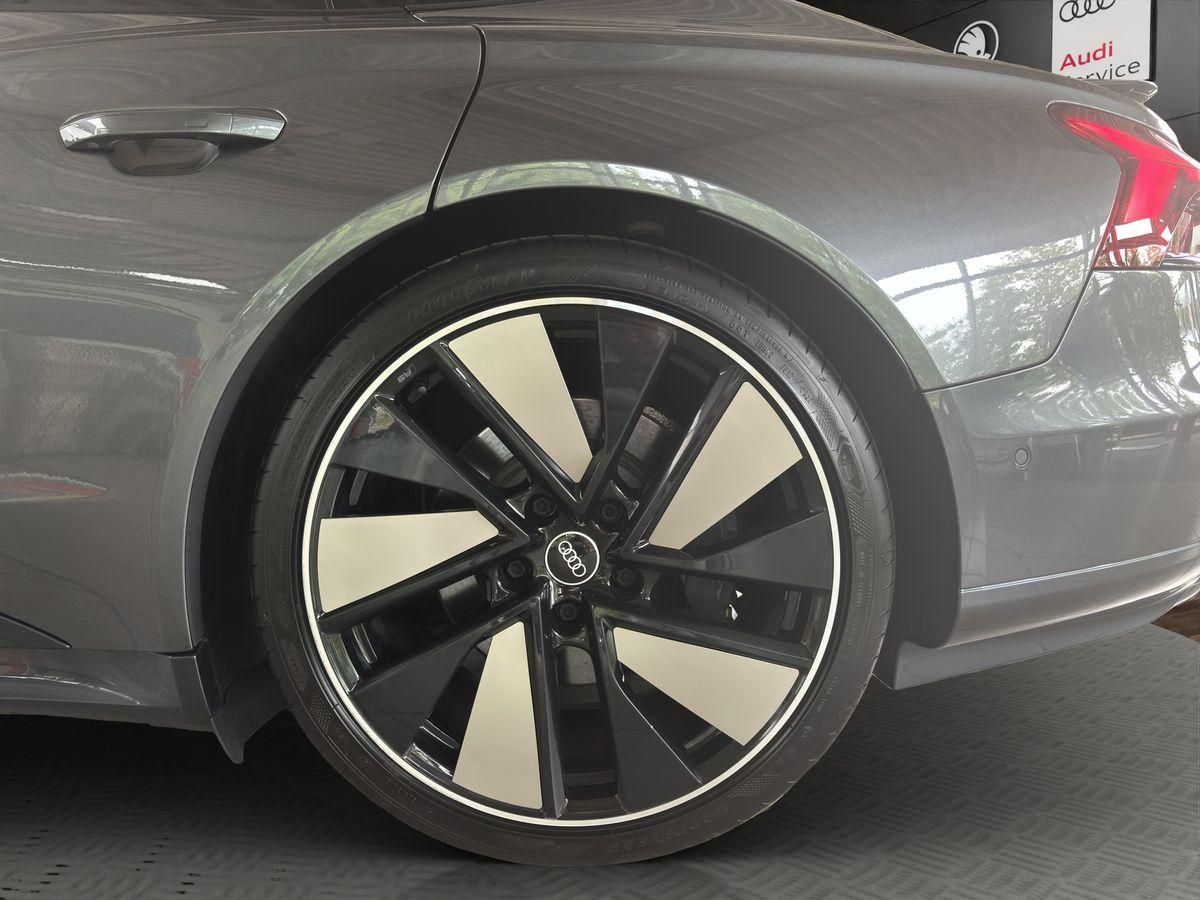 e-tron GT quattro 360° B&O HUD Matrix-LED+Laser