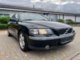 Volvo S60 2.4D Premium*LEDER*STANDHEIZUNG*TÜV-NEU !!! - gebrauchte Volvo S60 aus dem Jahr 2001