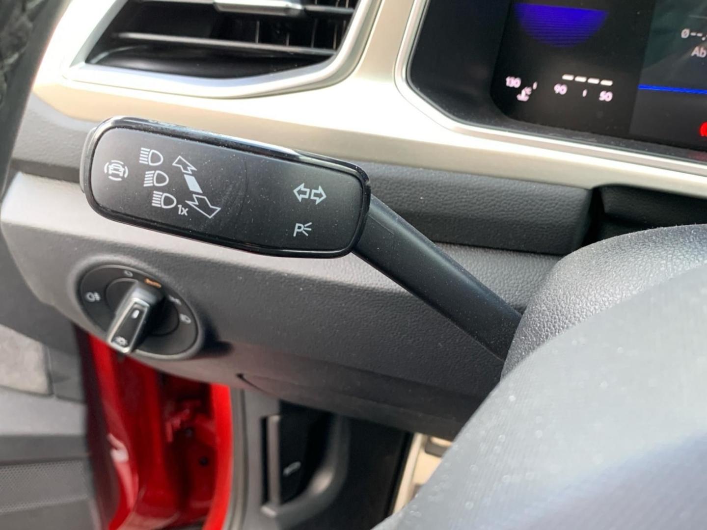 Volkswagen T-Roc 1.0TSI Move+LED+KLIMA+SHZ+KAMERA+CARPLAY, миниатюра 21