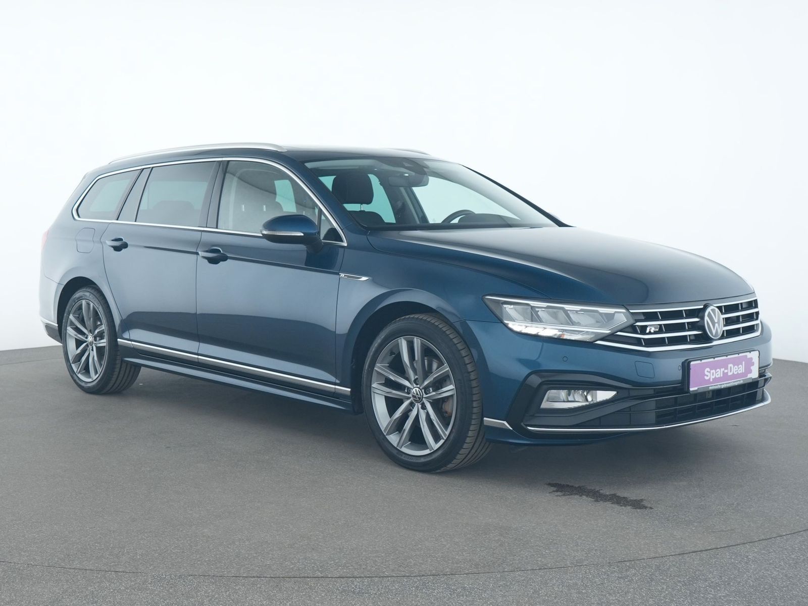 Volkswagen Passat R Line AHK|Navi|ACC|Kamera|Panorama|PDC foto 4