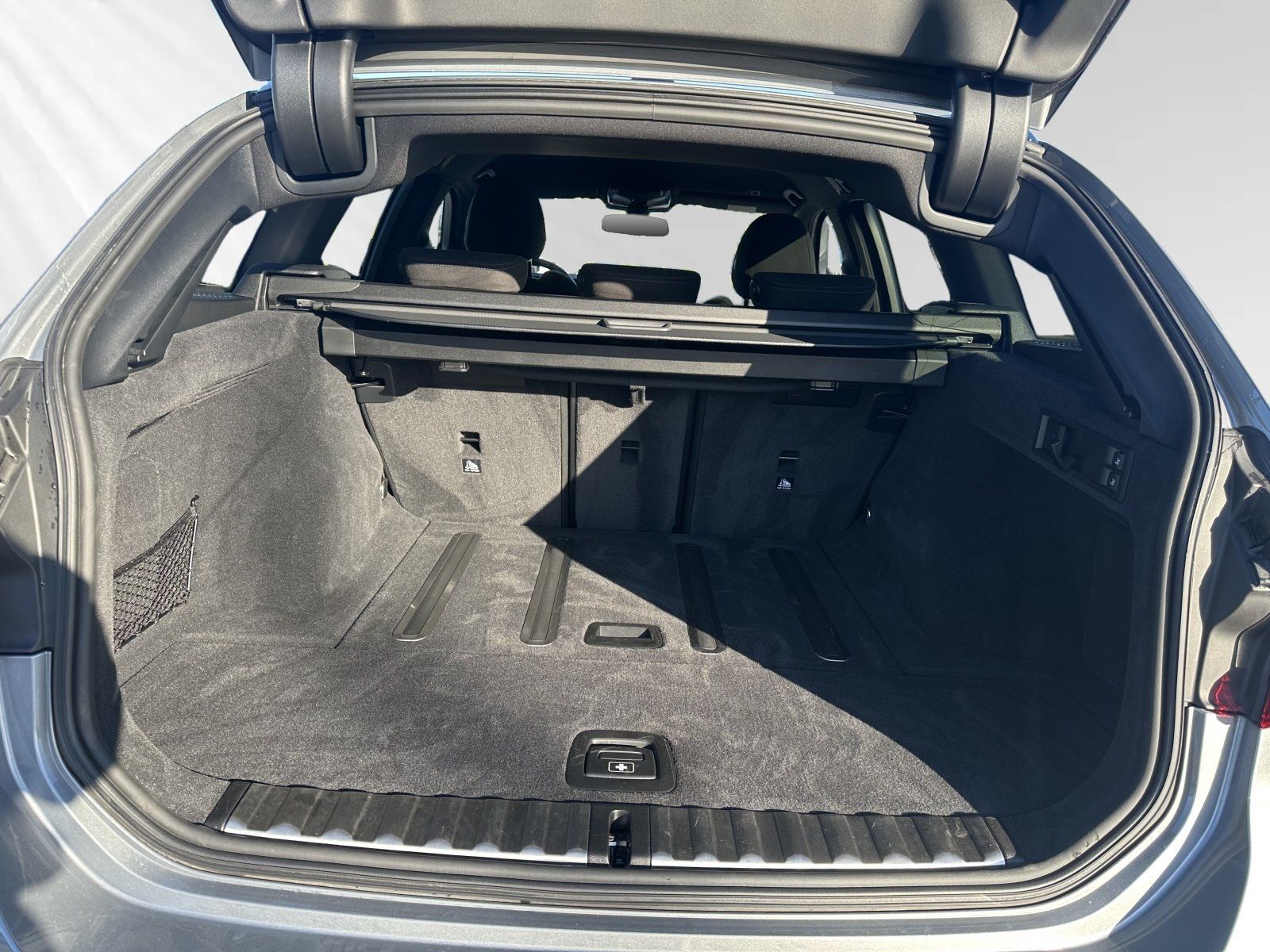 BMW 330 - Bild 13