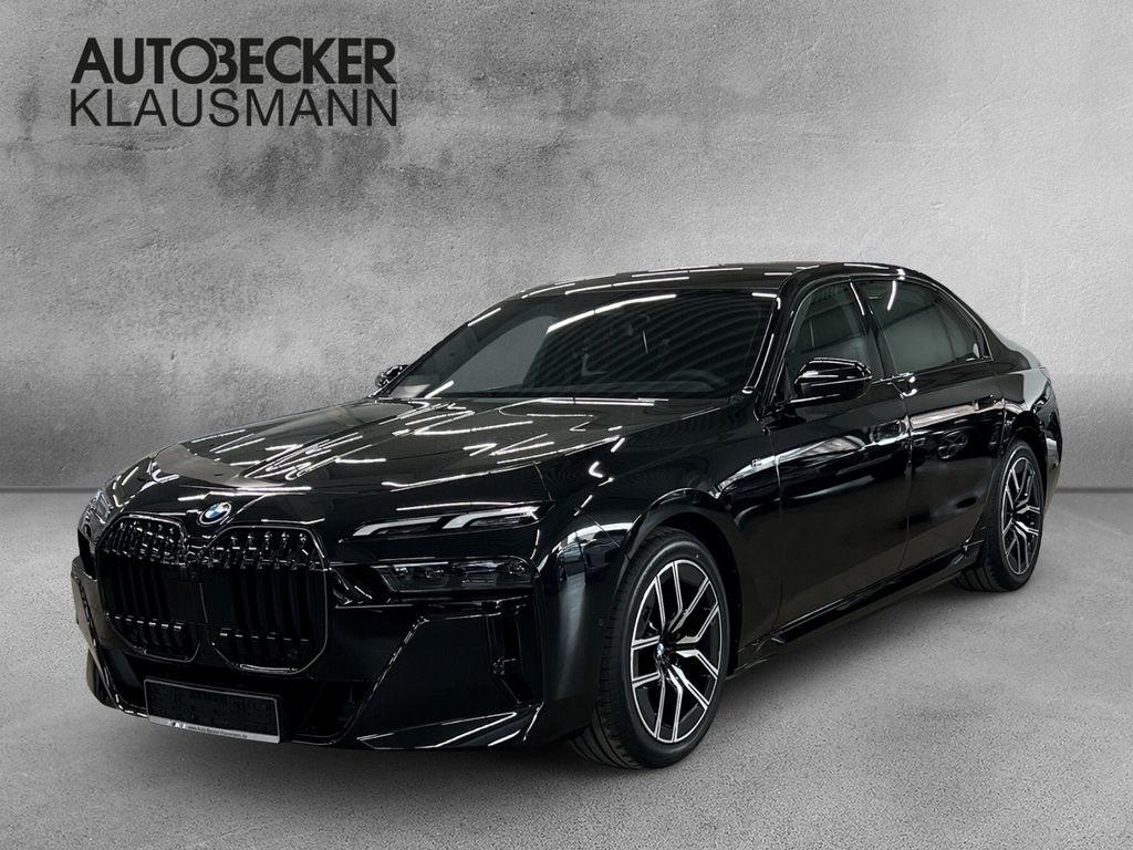 BMW i7