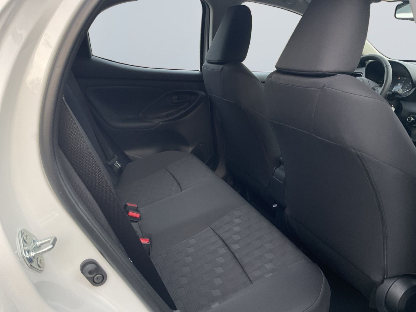 Toyota Yaris - Bild 18