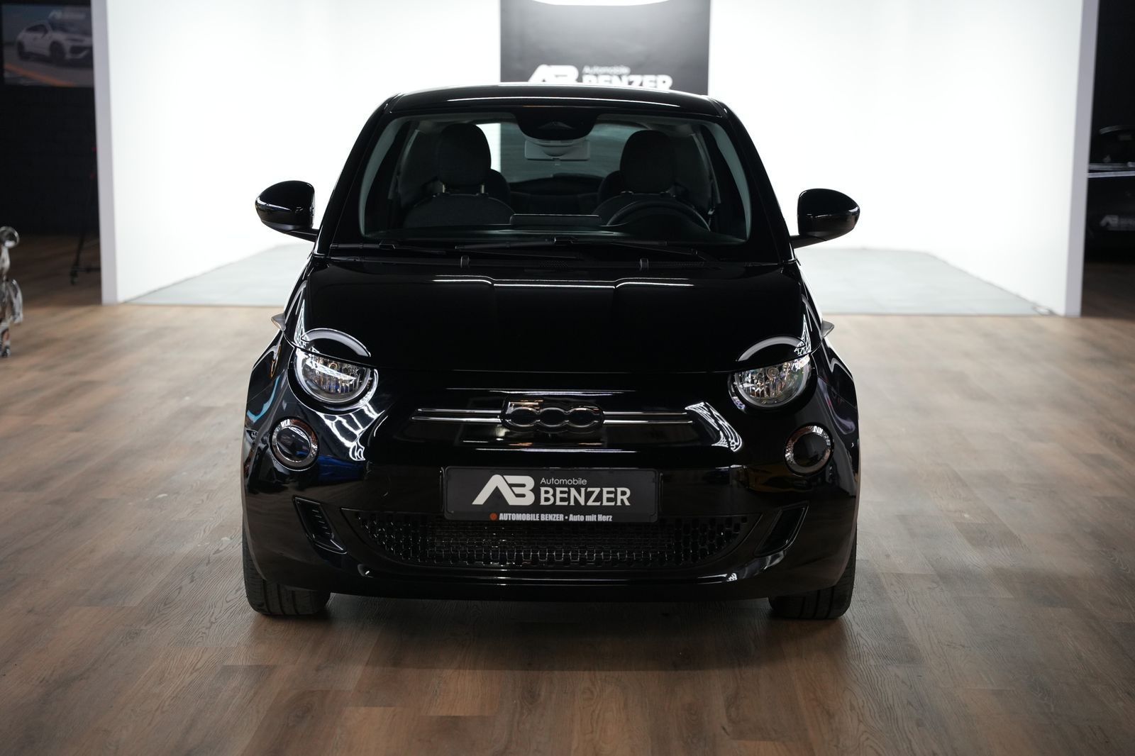 Fahrzeugabbildung Fiat 500 Icon 42 Kwh *KeylessEntry*Navi*LED*Kamera