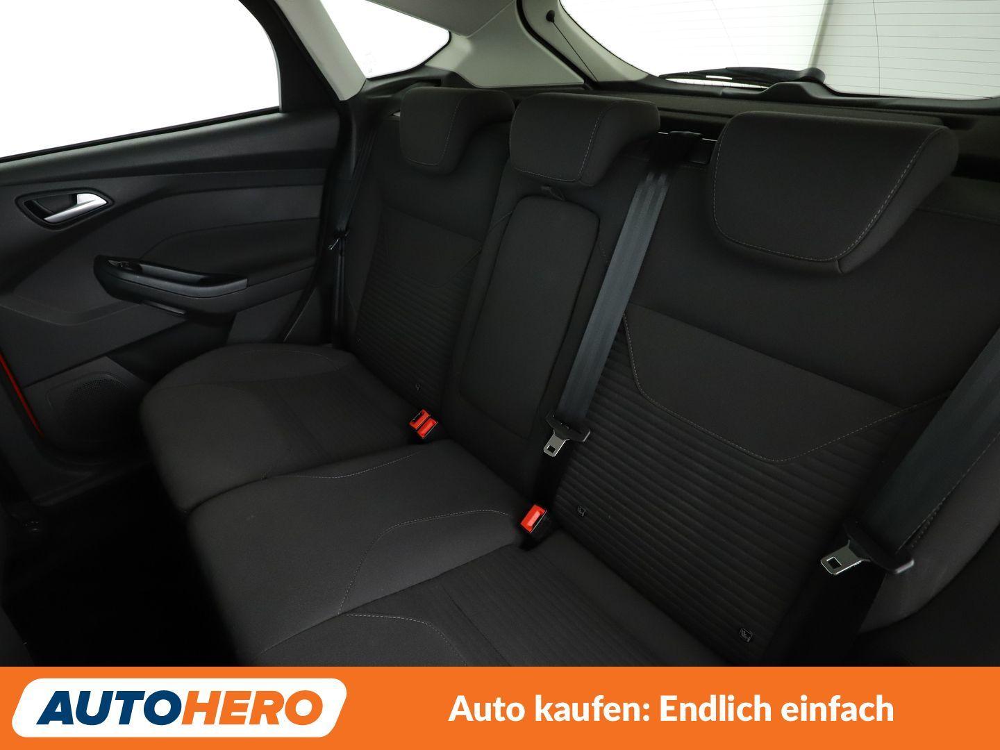 Ford Focus 1.5 EcoBoost Titanium Aut*NAVI*TEMPO*PDC*