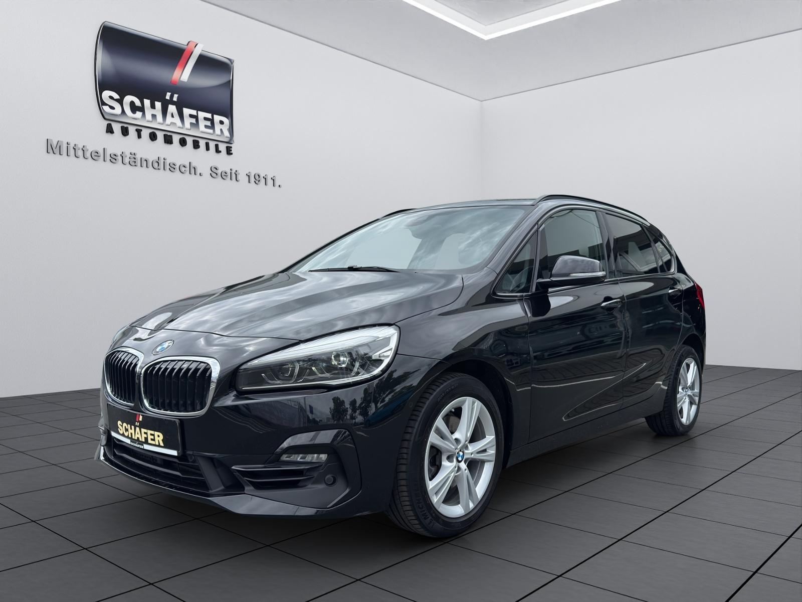 BMW 2 Active Tourer 220 i Aut. SportLine/AHK/LED/Nav
