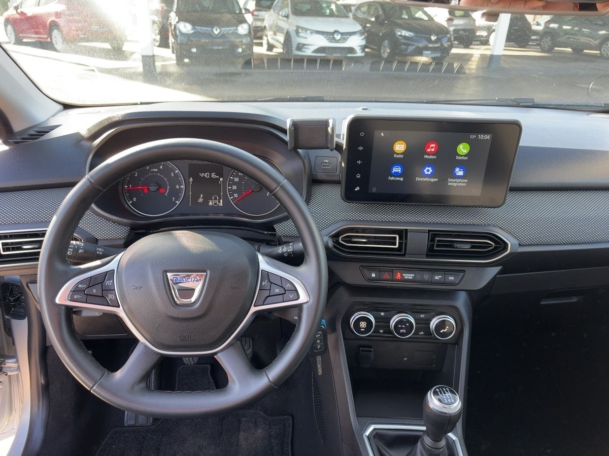 Fahrzeugabbildung Dacia Sandero Comfort TCe 90 Klimaaut.