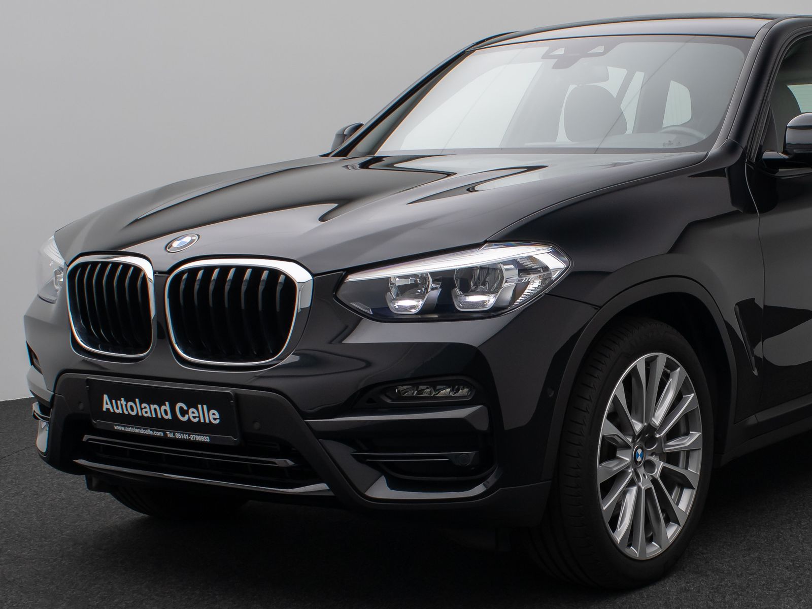 Fahrzeugabbildung BMW X3 xD30i Panorama Kamera DAB HiFi Komfort 20Zoll