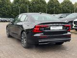 Volvo S60 B5 Autom. AWD Ultimate Dark 27 KM|PANO|LED| - Volvo S60 Jahreswagen