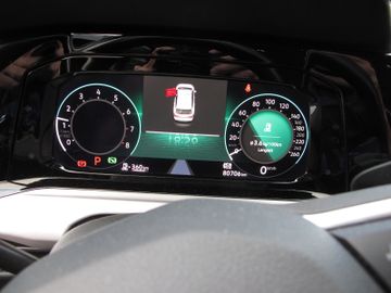 Volkswagen Golf - 8