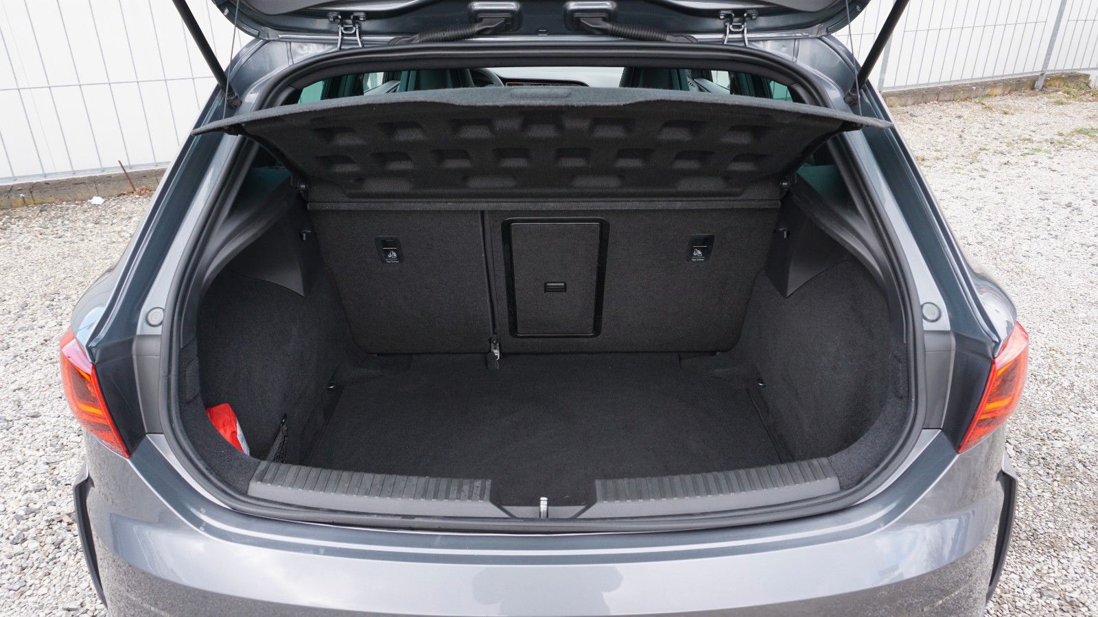 Fahrzeugabbildung SEAT Leon Cupra R Limitiert 673 von 799, ACC, Kamera