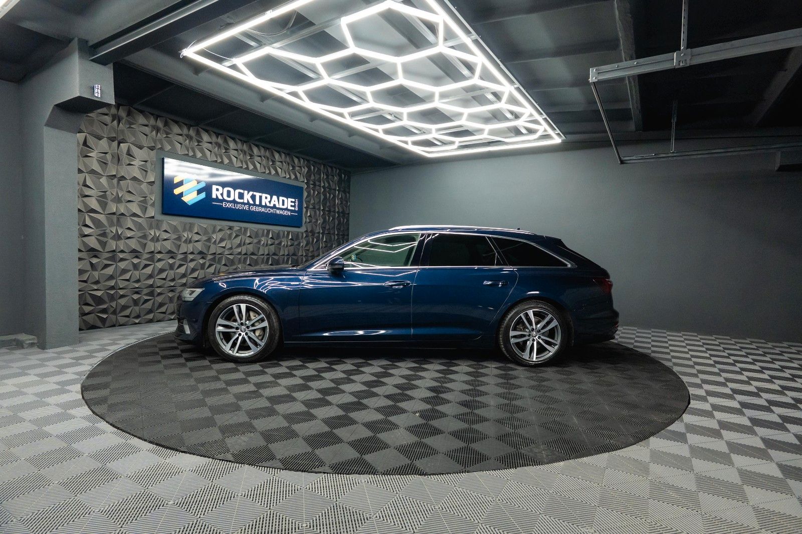 Fahrzeugabbildung Audi A6 Avant 50 TDI quattro S-Line Sport Plus | ACC