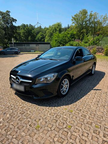 MERCEDES-BENZ Mercedes-Benz CLA 180 Automatik Navigation