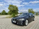 BMW 530d xDrive Touring A Bj. 2013
