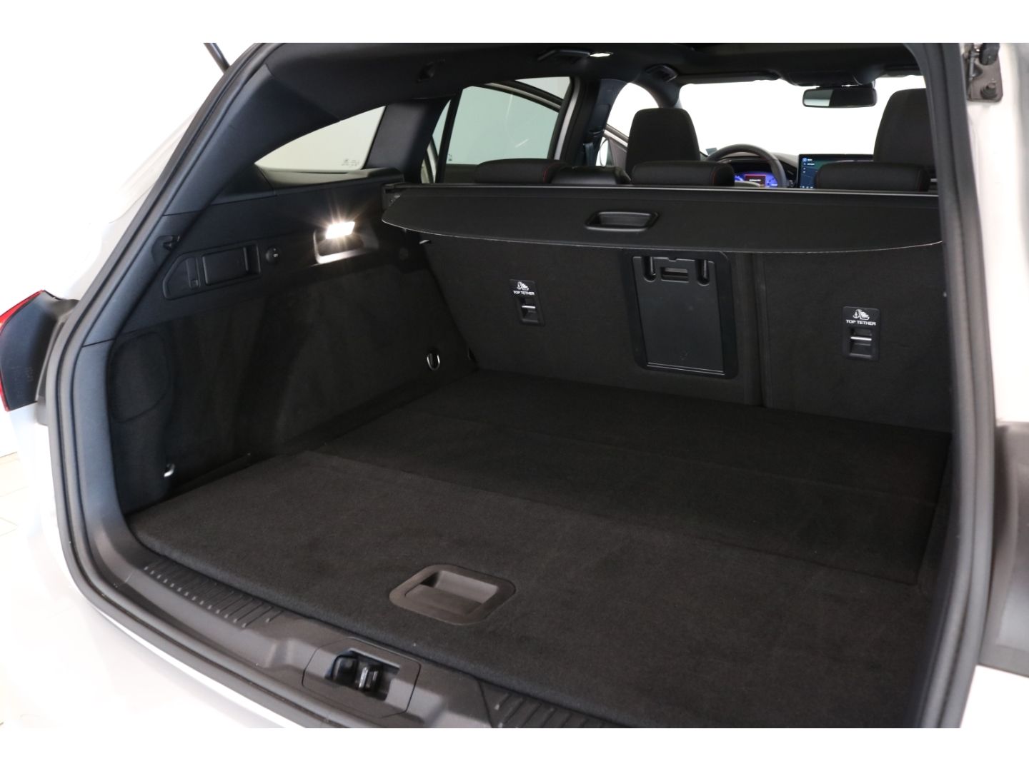 Fahrzeugabbildung Ford Focus Turnier ST-Line X 1.0 LED/Navi/B&O-Sound