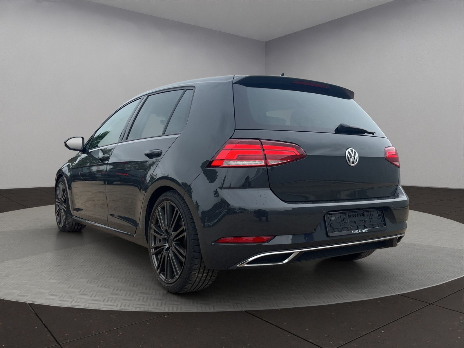 Volkswagen Golf 7 Lim. Highline/LED/ACC/AHK imagem 3